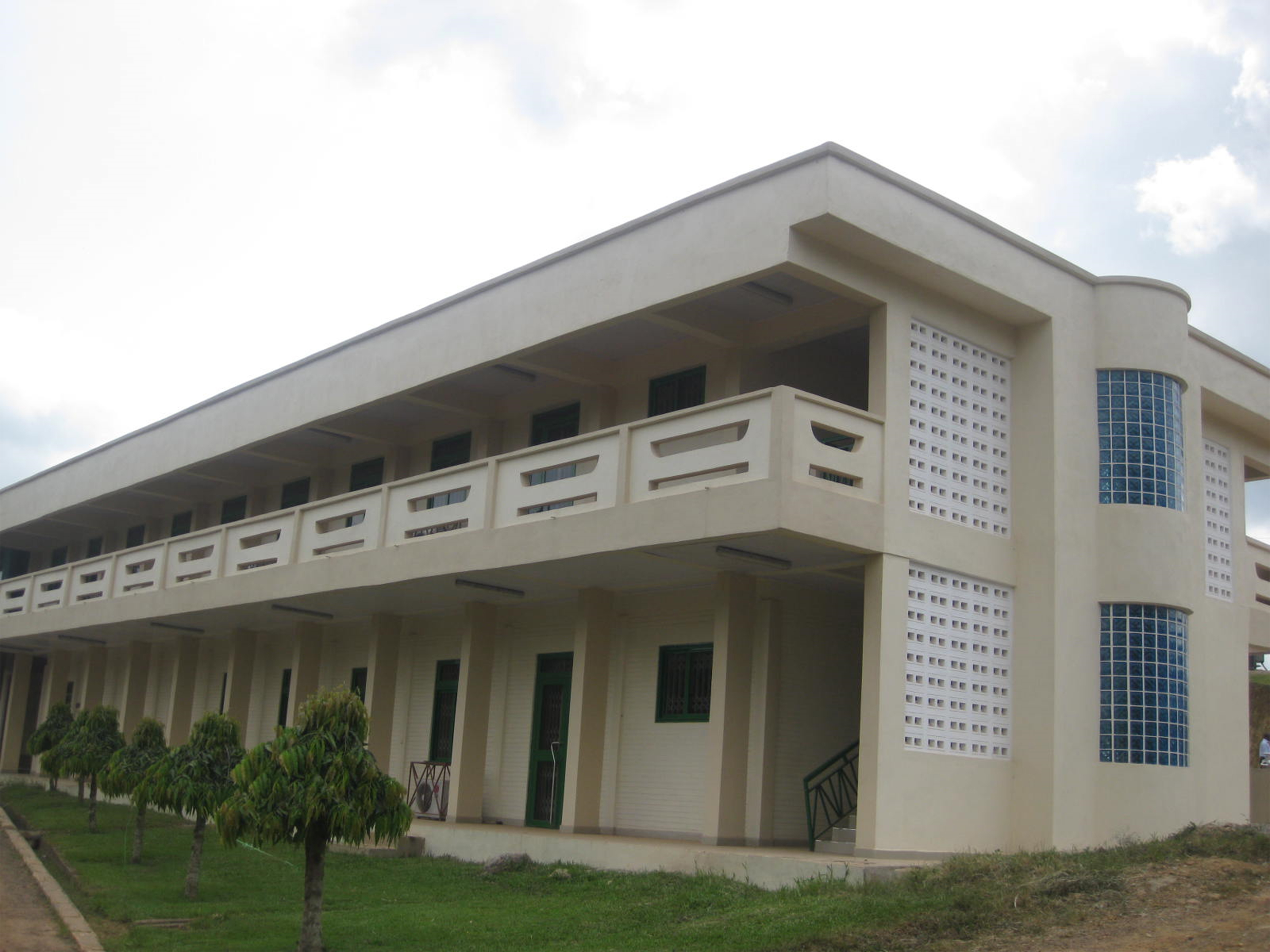 RECONSTRUCTION (REFURBISHMENT) OF MECHANICAL LABORATORY FOR UNIVERSITY OF MINES & TECHNOLOGY hki(1)