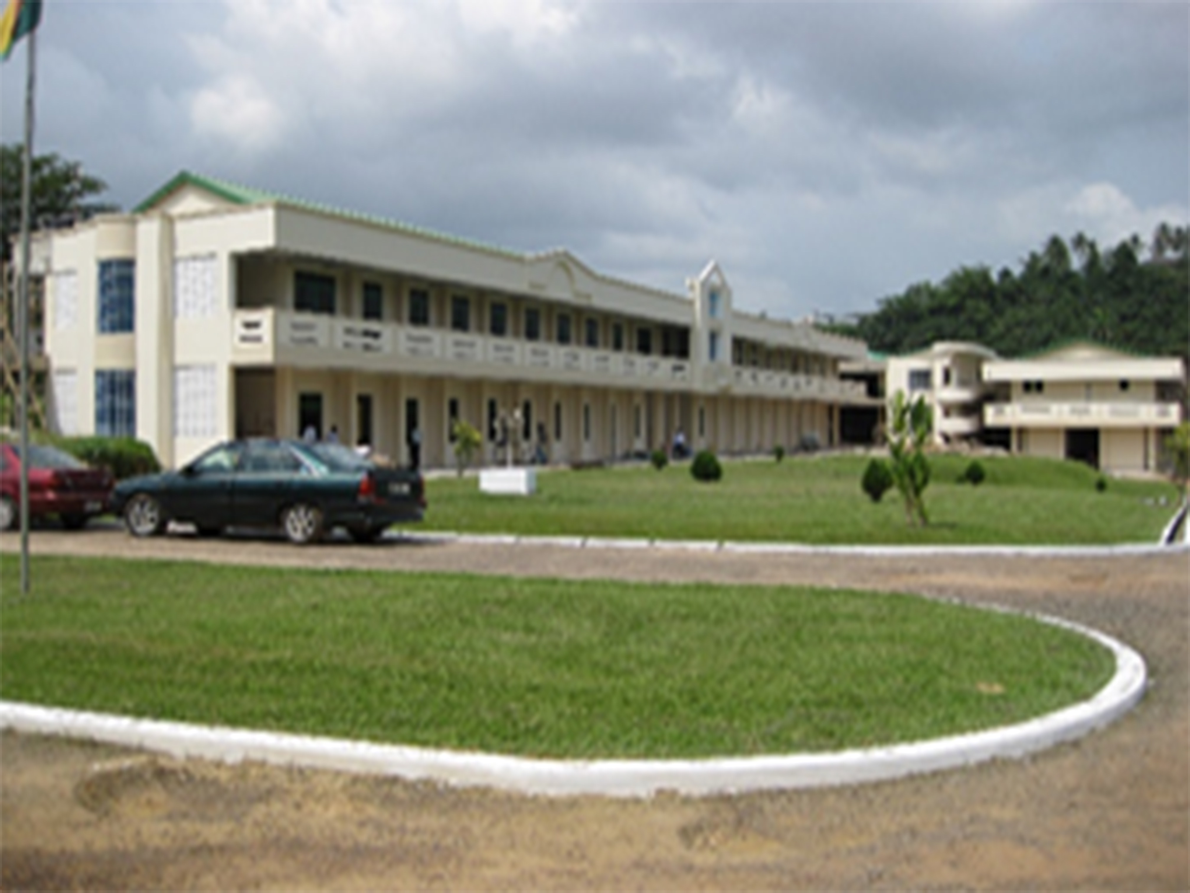 2-STOREY UNIVERSITY OF MINES AND TECHNOLOGY hki(1)